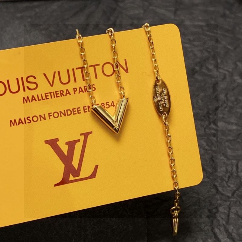 Louis Vuitton Necklaces